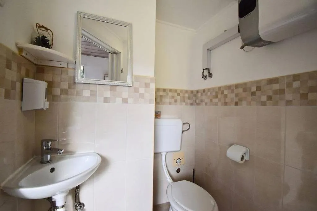 Apartment Heli Μεντουλίν